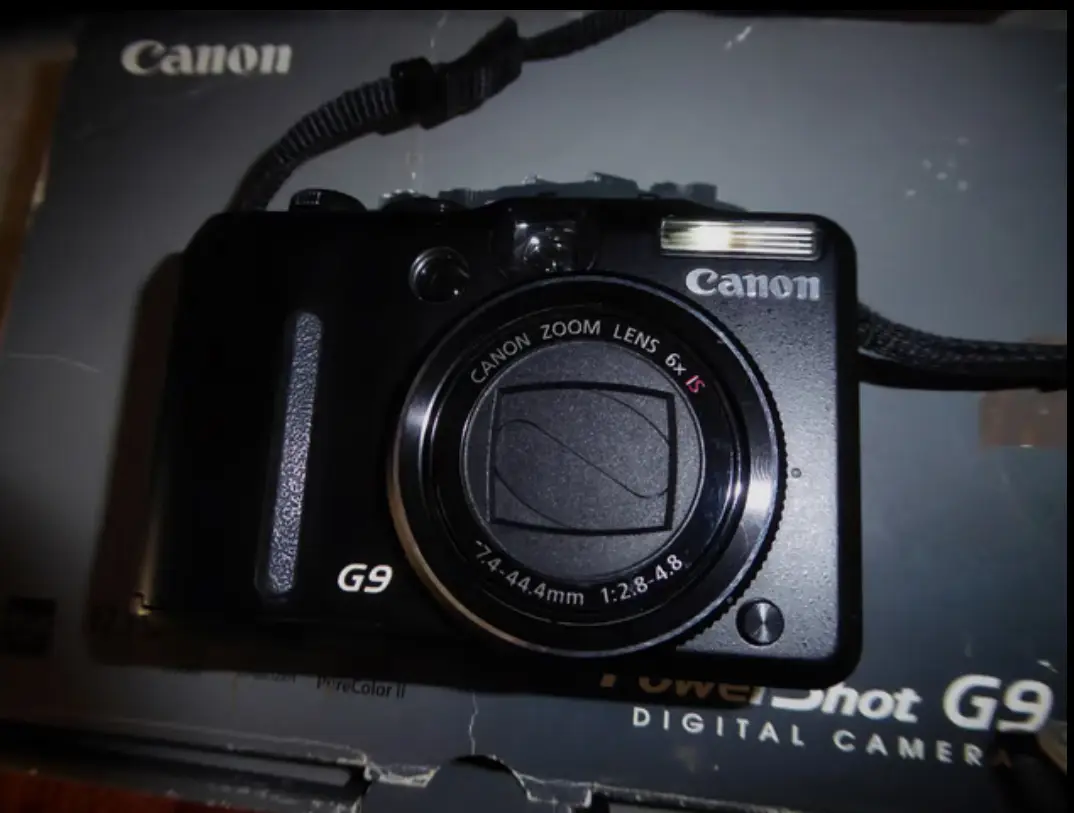 Canon G9 quality camera great condition boxed comp