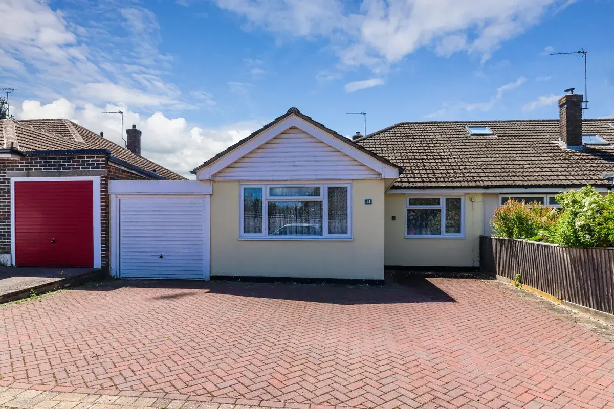 3 bed bungalow for sale