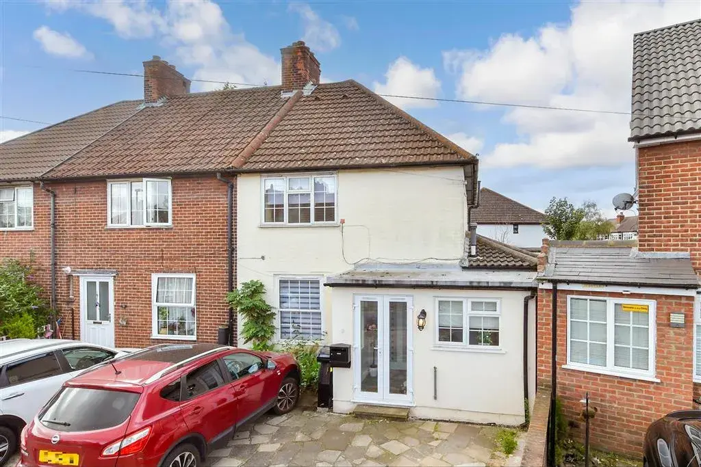 2 bed end terrace house for sale