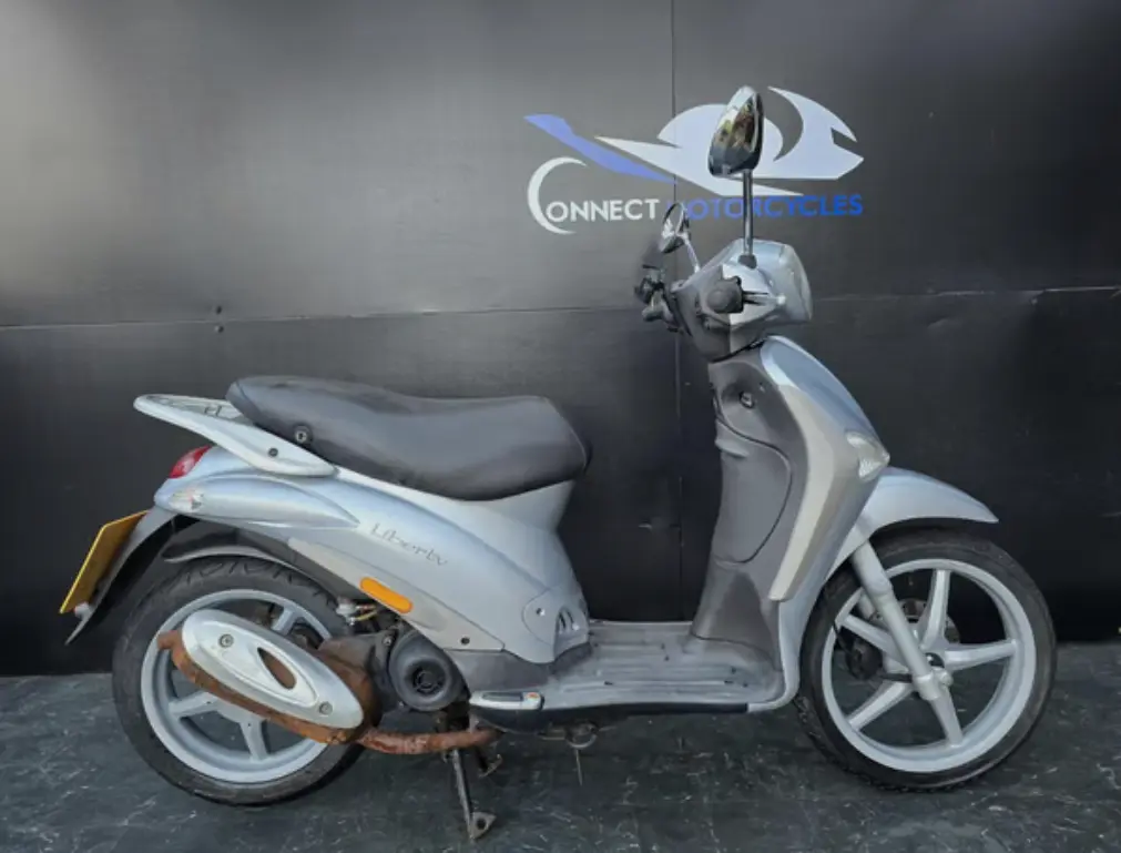 Motor Scooter