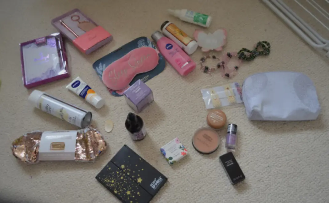 Health beauty products bargain gifts unuse