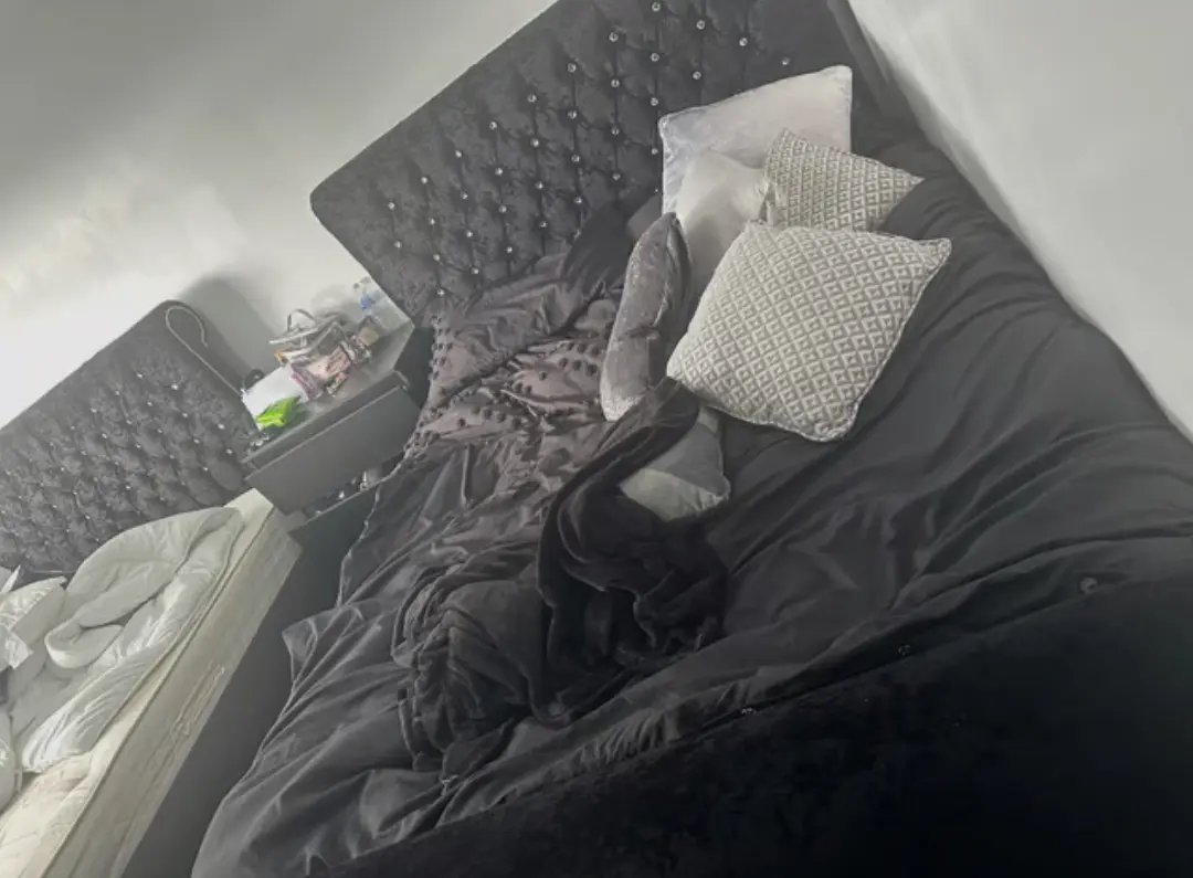 2 x Black king size beds with mattresses