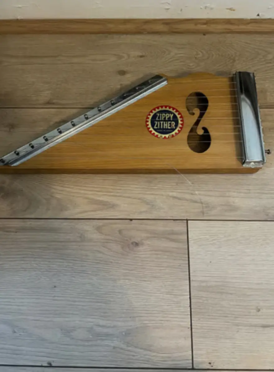 ZIPPY ZITHER Japan Musical String Instrument