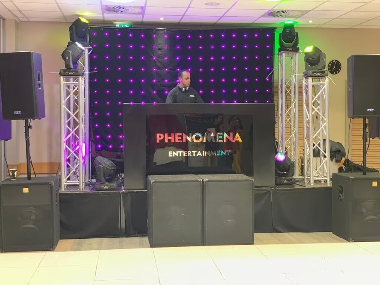 DJ Hire,Disco Hires,Asian Wedding DJs, LED Dancefl