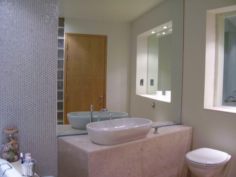 Bathroom fitter and painter and decorator and hand